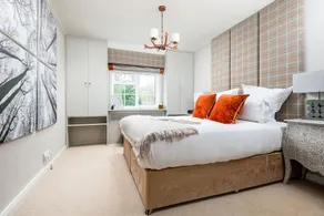 Crazy fox Rooms in Berkshire - Image 3