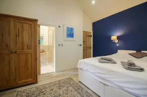Mulvin Lodge - Image 2