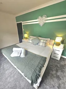Cozy House in Bridgwater Sleeps 6 Long Stays - Image 3