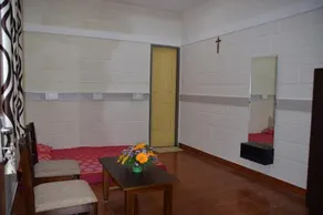 Green Retreat Second Home - Image 3