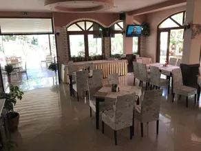 Oleander House And Tennis Club - Image 4