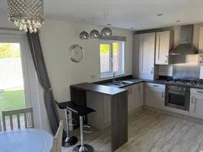 Remarkable 3-bed House in Wirral - Image 5