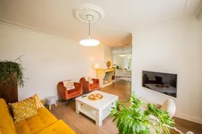 Fabulous 4 Bedroom Villa Eindhoven KS10 - Image 2