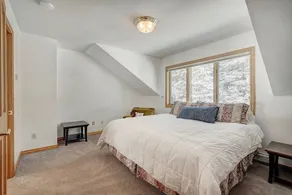 Evans Mountain Lodge - Image 3
