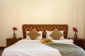 Stone Bidge 4BHK villa - Image 3