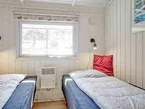 6 Person Holiday Home in Aakirkeby - Image 4