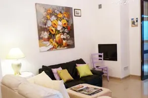 Bed and Breakfast 43 - Image 4