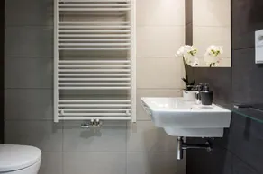 Campus Apartment - Image 4
