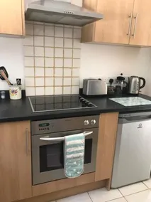 Windrush Apartment - Image 2