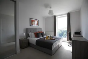 Cygnet House Serviced Apartment - Image 4