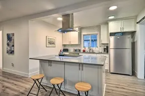Modern Oregon House half Mi From Rockaway Beach - Image 4