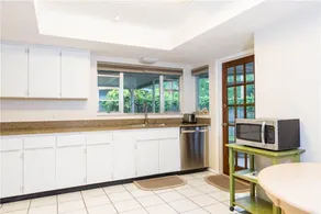 Crescent Street 1138 B, Walk to the beach, Pool, 1 Bedroom, Pet Friendly - Image 5