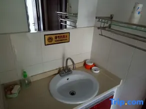 Sihai Renjia Farmhouse - Image 5