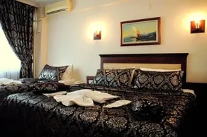 Hotel Rougenoire - Image 5
