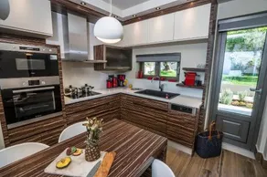AA Luxury Villas - Image 4