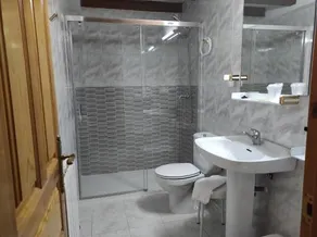 Hotel Gavin - Image 5