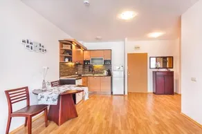 Edmond Apartment - Image 2