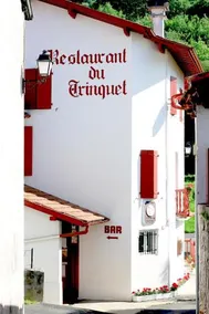 Hôtel Restaurant Le Trinquet - Image 2