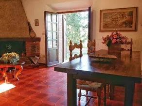 Lovely Holiday Home in Sasso Pisano With Swimming Pool - Image 4