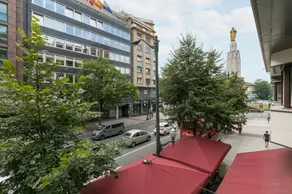 Gran Via 1.2 by Forever Rentals - Image 5