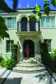Orchid House - Image 5