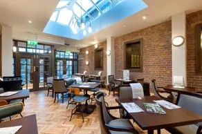 The Golden Hope Wetherspoon - Image 5