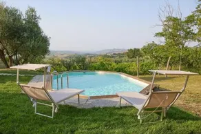 Villa Regno: elegante villa con piscina immersa nel verde - Image 5