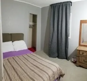 Private Room in a House - Image 4