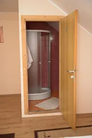 Hostel Roata Cu Noroc - Image 3