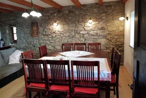 The Cabin At St. Donat's - Image 2