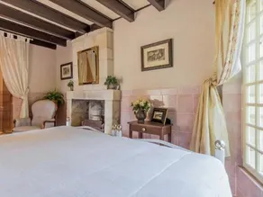 Former Customs House With Large Garden and Private Pool. 4 km From Chinon - Image 2