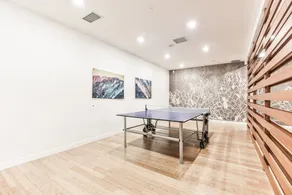 Modern High-Rise 1BR Oasis walk to CN Tower & Lake - Image 2