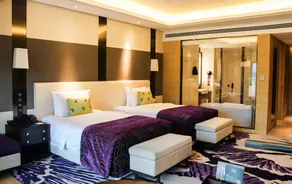 Wuhan Liantou Penisula Hotel & Resort - Image 3