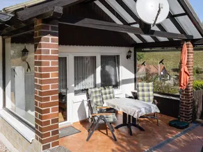 Bright Holiday Home In Schonbrunn With Garden - Image 3