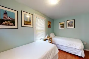 Harrington Cove Cottage - Image 2