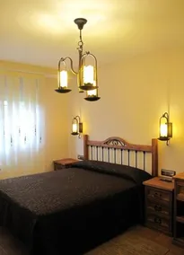 Apartamentos Artigot - Image 2