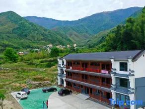 Wugong Shanshui Yunhuajian Homestay - Image 5