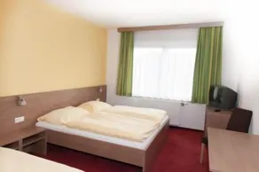 Gasthof Pension Auzinger - Image 2