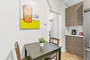 Brand New Superhost Heart Of Boystown Lakeview - Image 3