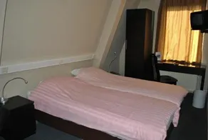 Hotel Du Passage - Image 3