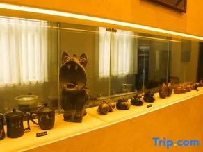 Lanshe weiyuan purple pottery art inn - Image 3