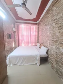 Goroomgo Mangalam Inn Lucknow - Image 2