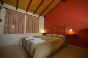 Megali Luxuries Apartments - Image 4