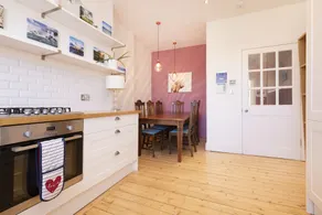 ALTIDO Gorgeous 1-bed flat with a shared garden - Image 5