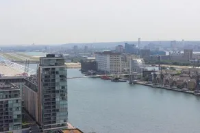 Spacious Excel London Apartment with Balcony, River View and Parking Sleeps 8 - Image 4