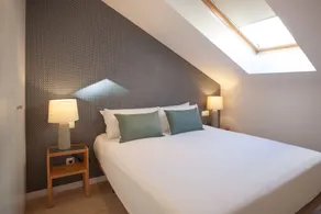 Apartamentos Palafox Central Suites - Image 3