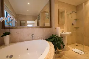 Atlantique Villa Camps Bay - Image 3