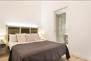 Design Apartment Plaza Catalunya - Image 4