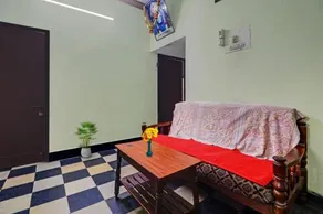 SPOT ON Sri Sai Lohith Lodge Near Secunderabad Railway Station - Image 5