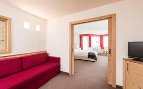 Villa Tony - Small Romantic Hotel - Image 2